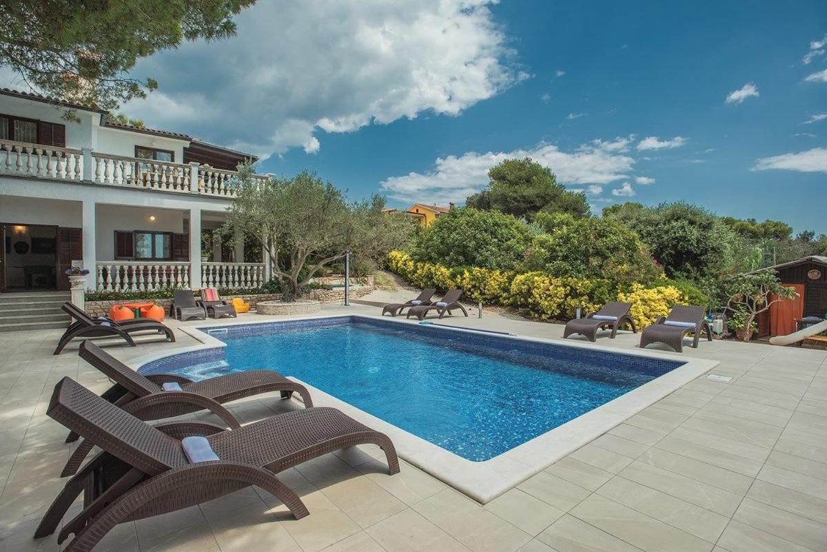 Villa Mima Banjole Esterno foto